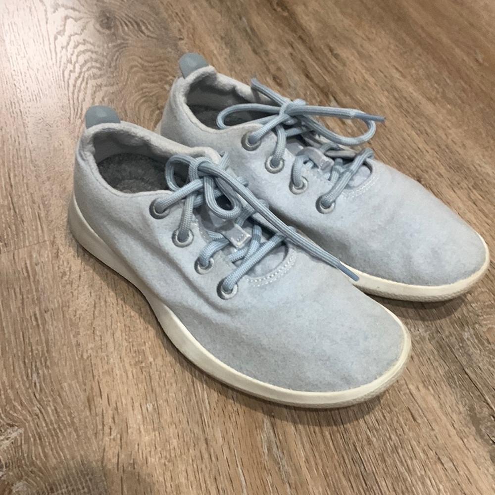 Women’s size 9 Allbirds Wool Runners